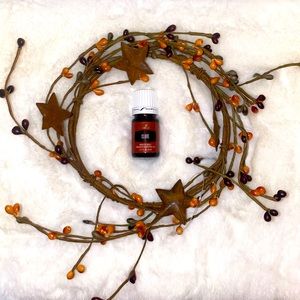 NEW!!! CLOVE - YOUNG LIVING - ESSENTIAL OIL